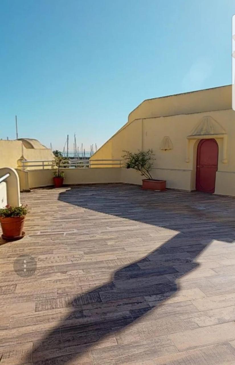 شقة Del Parque Flats - Puerto Marina بينالماذينا المظهر الخارجي الصورة