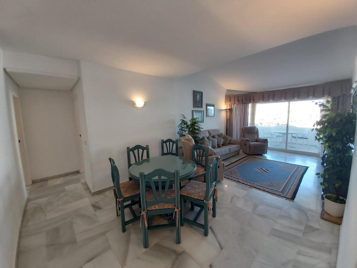 شقة Del Parque Flats - Puerto Marina بينالماذينا المظهر الخارجي الصورة